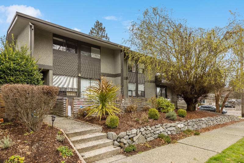 Apartment for rent at 9701 Woodlawn Ave #WLA 5, Seattle, WA 98103