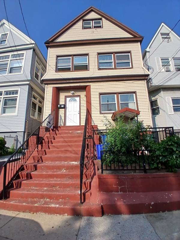 Apartment for rent at 66 Linden Ave #1, Jersey City, NJ 07305