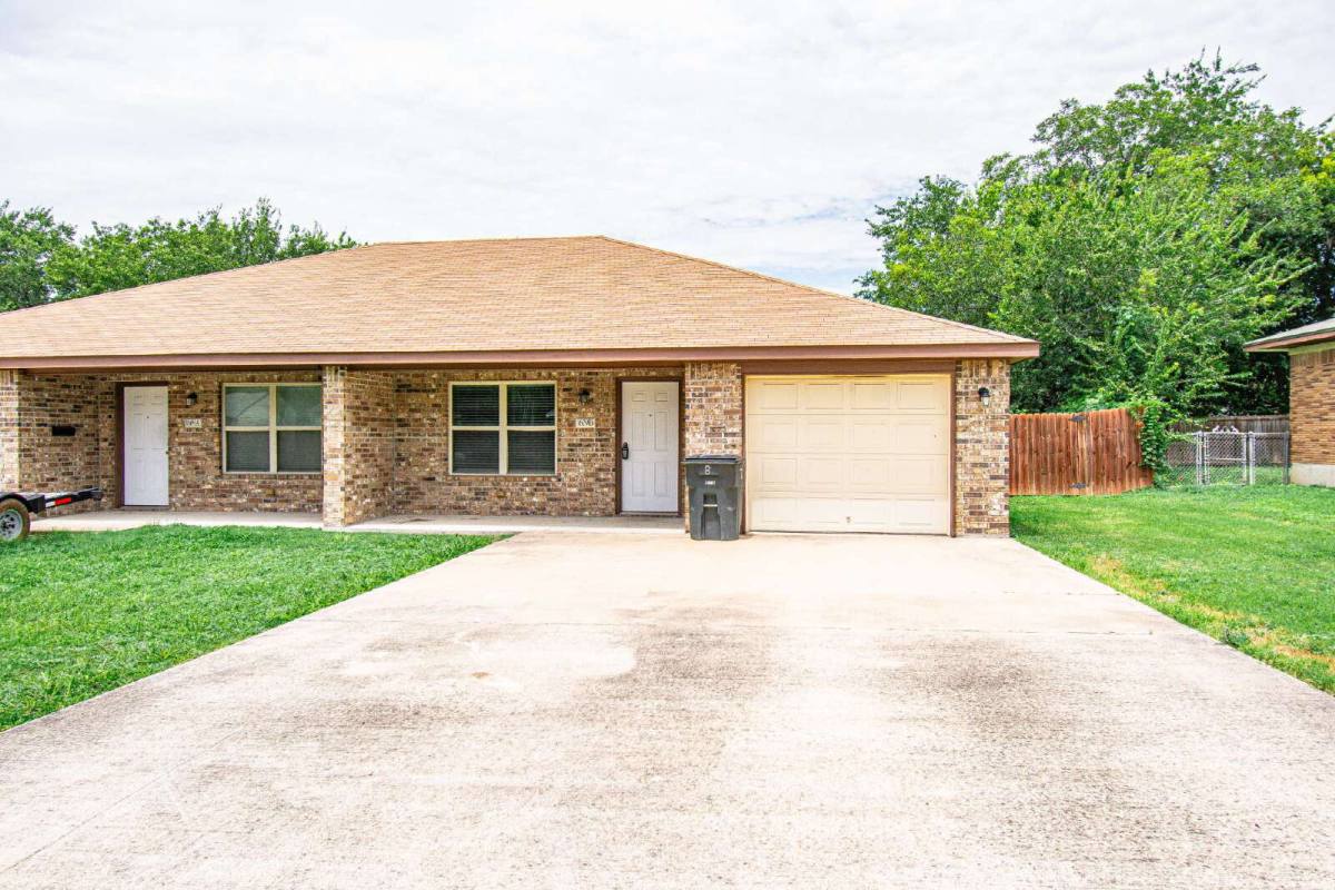 1609 N 10th St #B, Killeen, TX 76541