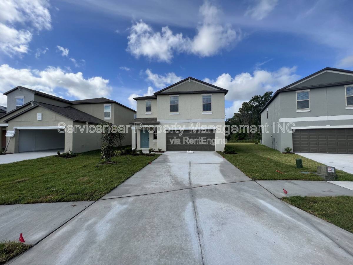 House for rent at 12032 Miracle Mile Dr, Riverview, FL 33578