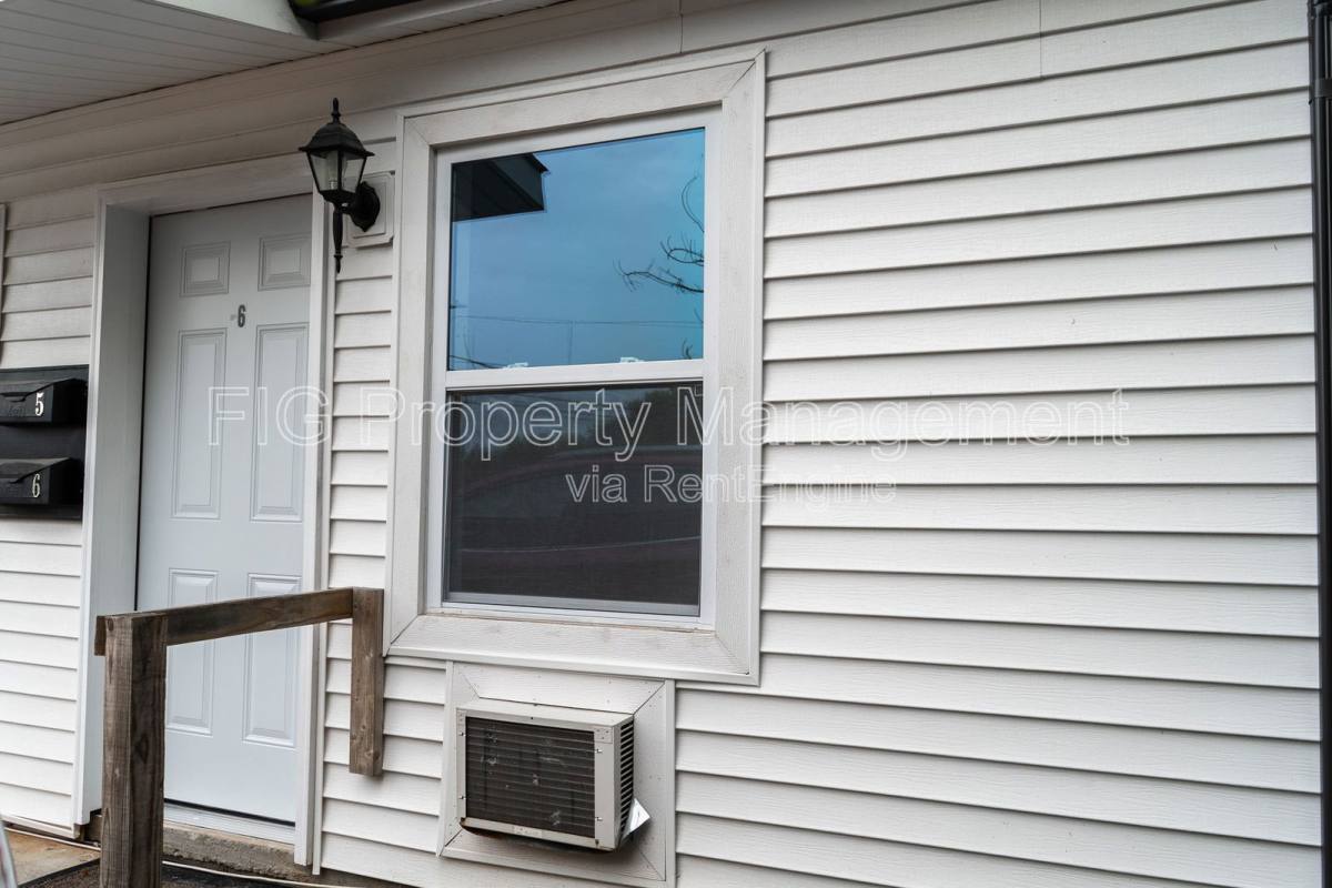 Apartment for rent at 2311 Holbrook Dr #6, Knoxville, TN 37918