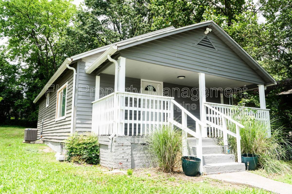 House for rent at 3625 Reagan Ave NW, Knoxville, TN 37919