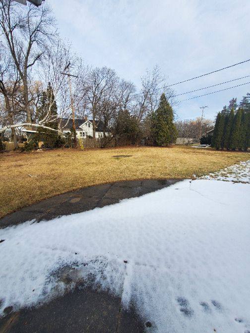 House for rent at 8862 N Malibu Dr, Milwaukee, WI 53217