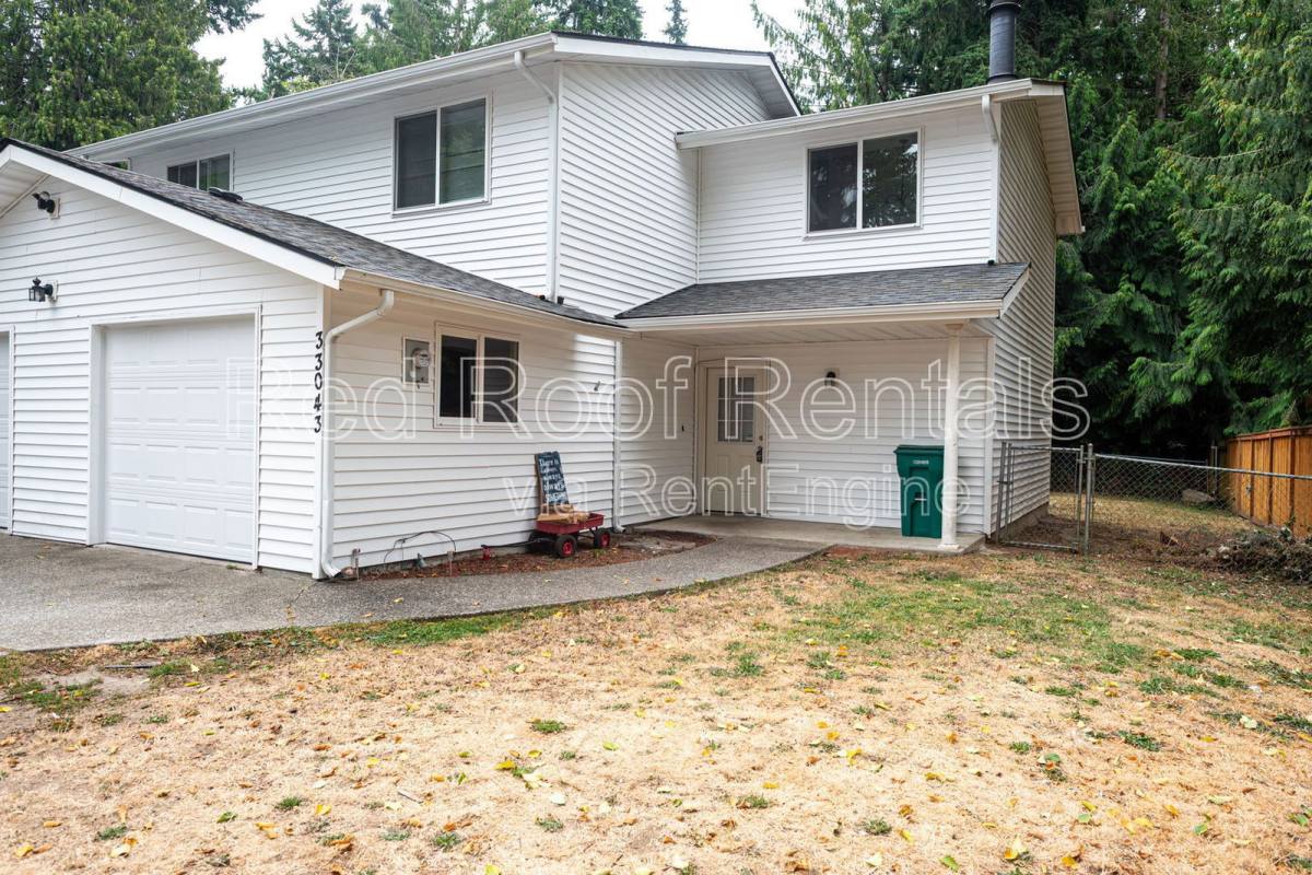 Townhouse for rent at 33043 22nd Place S, Federal Way, WA 98003