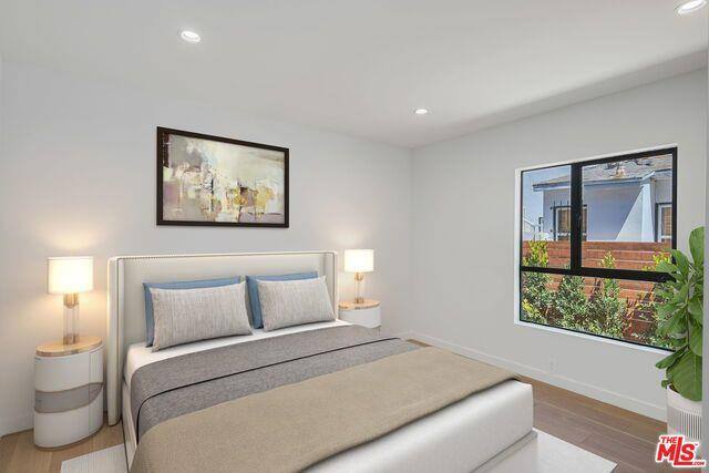 Apartment for rent at 545 San Juan Ave, Venice, CA 90291