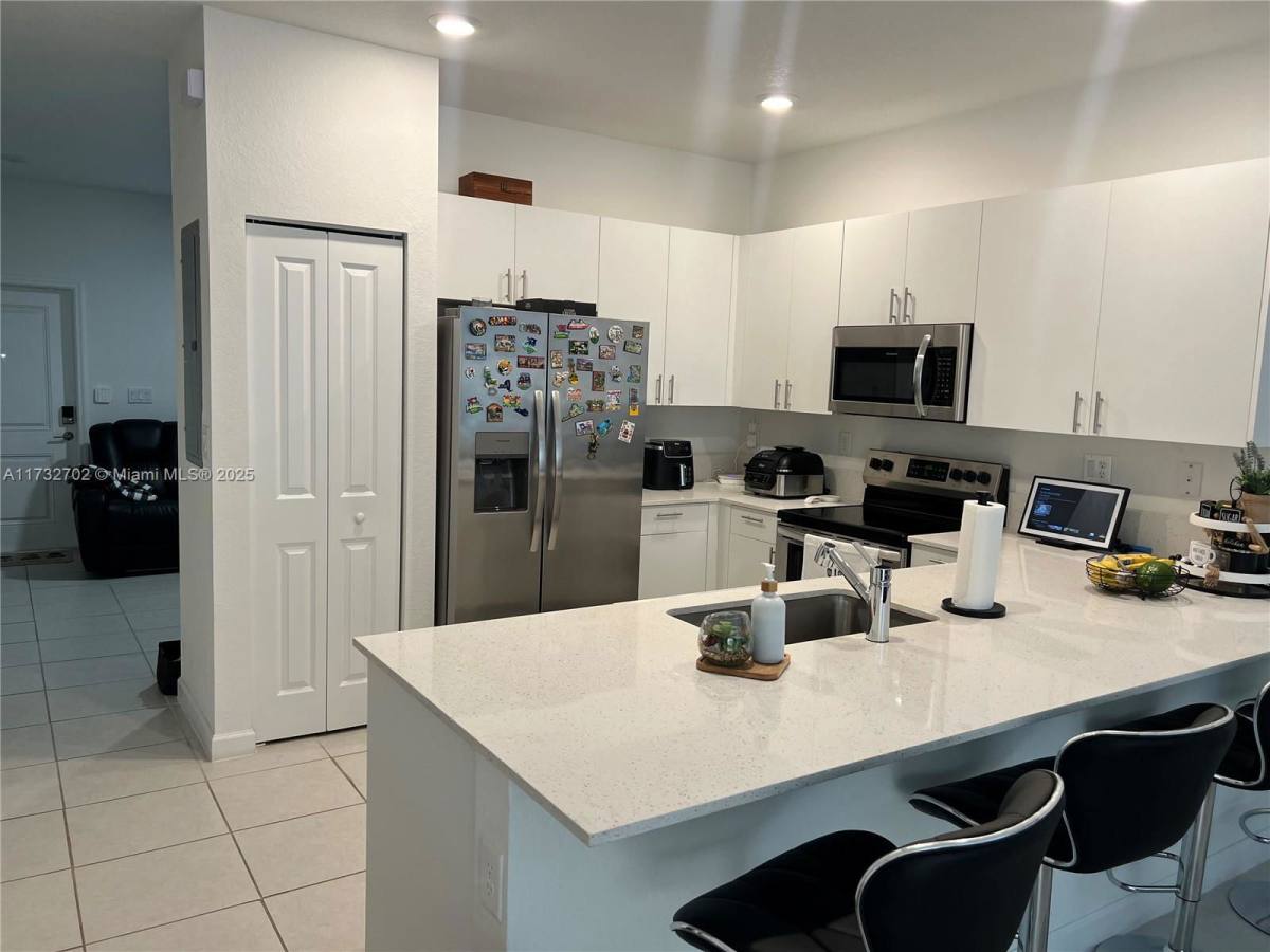 House for rent at 13246 SW 285th St, Homestead, FL 33033