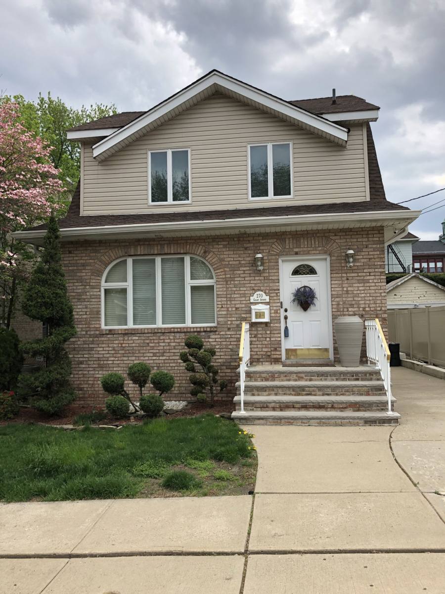 House for rent at 270 Grant Ave #2, Cliffside Park, NJ 07010