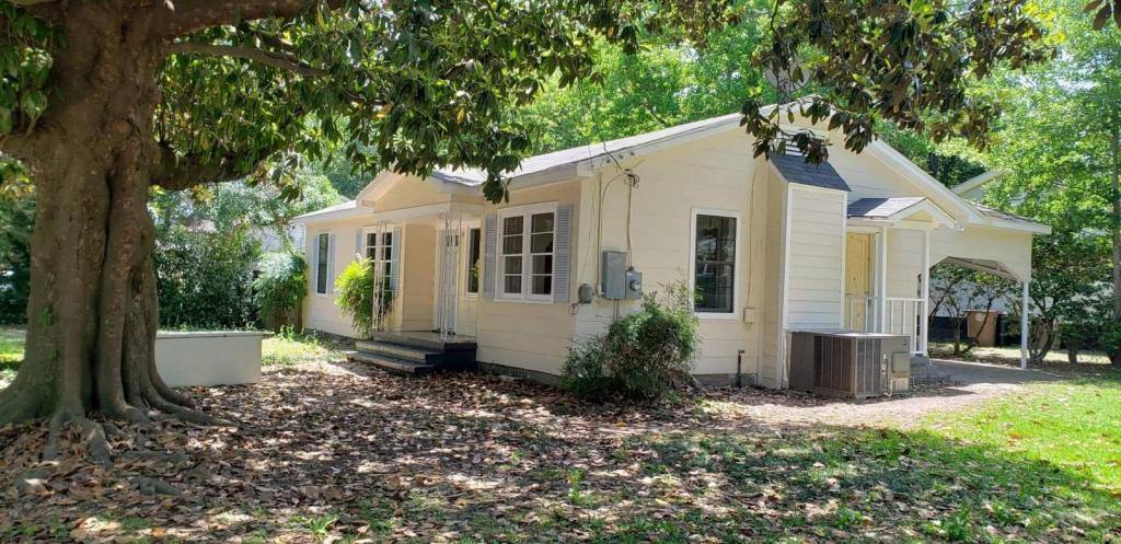 House for rent at 50 Bishop Lane S, Mobile, AL 36608