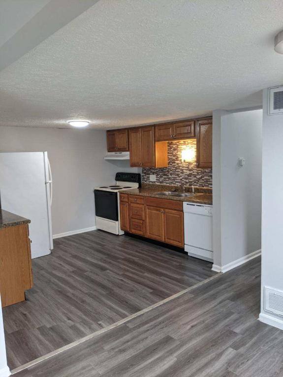 House for rent at 8380 Cottonwood Court, Cincinnati, OH 45231