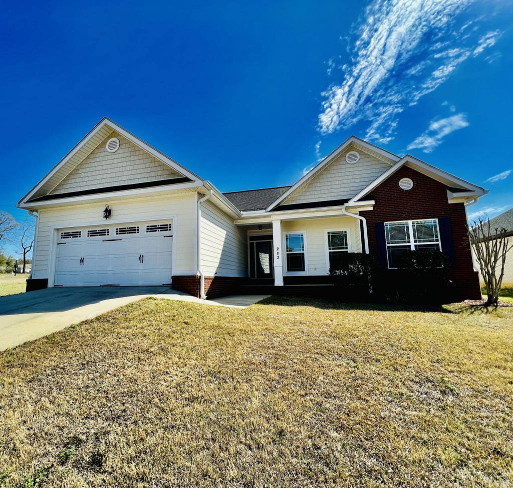 House for rent at 203 Savannah Dr, Enterprise, AL 36330