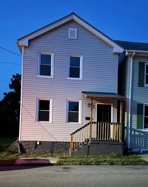 House for rent at 810 N Montgomery St, Hollidaysburg, PA 16648