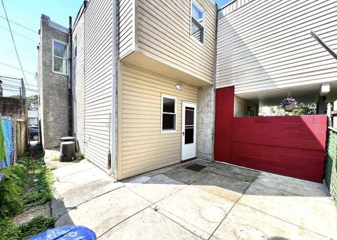 House for rent at 3184 Amber St, Philadelphia, PA 19134