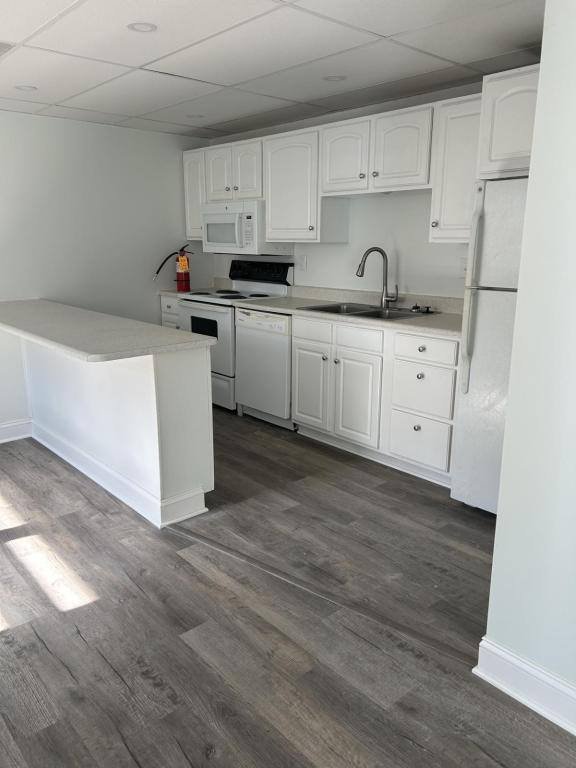 Apartment for rent at 213 Pinecrest Dr #14, Huntington, WV 25705