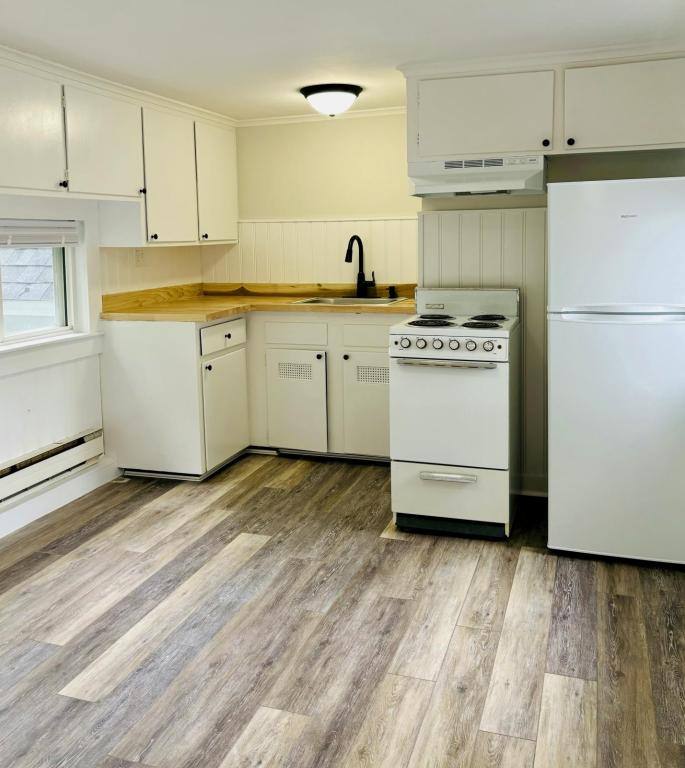 Apartment for rent at 6F Acorn St, Sanford, ME 04073
