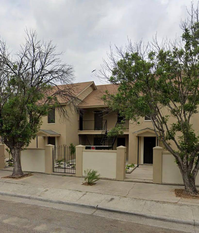 Apartment for rent at 1419 E Eistetter #6, Laredo, TX 78041