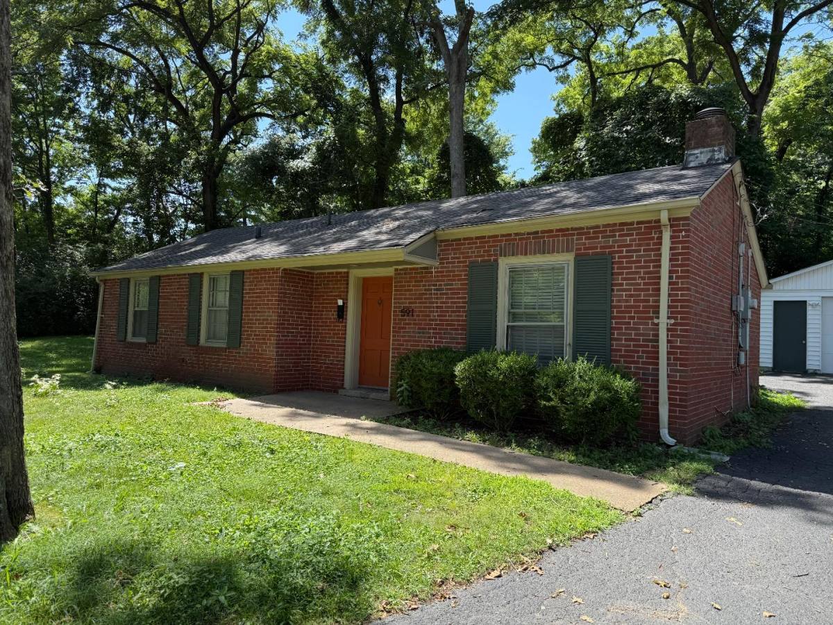 Condo for rent at 591 W Lockwood Ave #591, Saint Louis, MO 63119