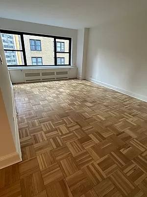Apartment for rent at 412 E 55th St #9LL, New York, NY 10022