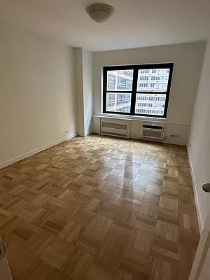 Apartment for rent at 412 E 55th St #9LL, New York, NY 10022