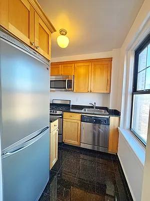 Apartment for rent at 95 Christopher St #12EE, New York, NY 10014