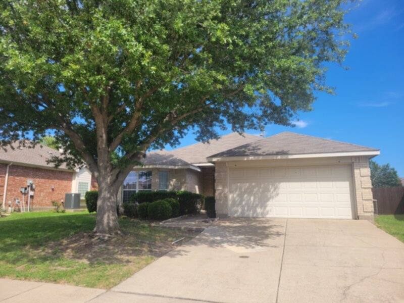 House for rent at 1537 Fairfield Dr, Forney, TX 75126