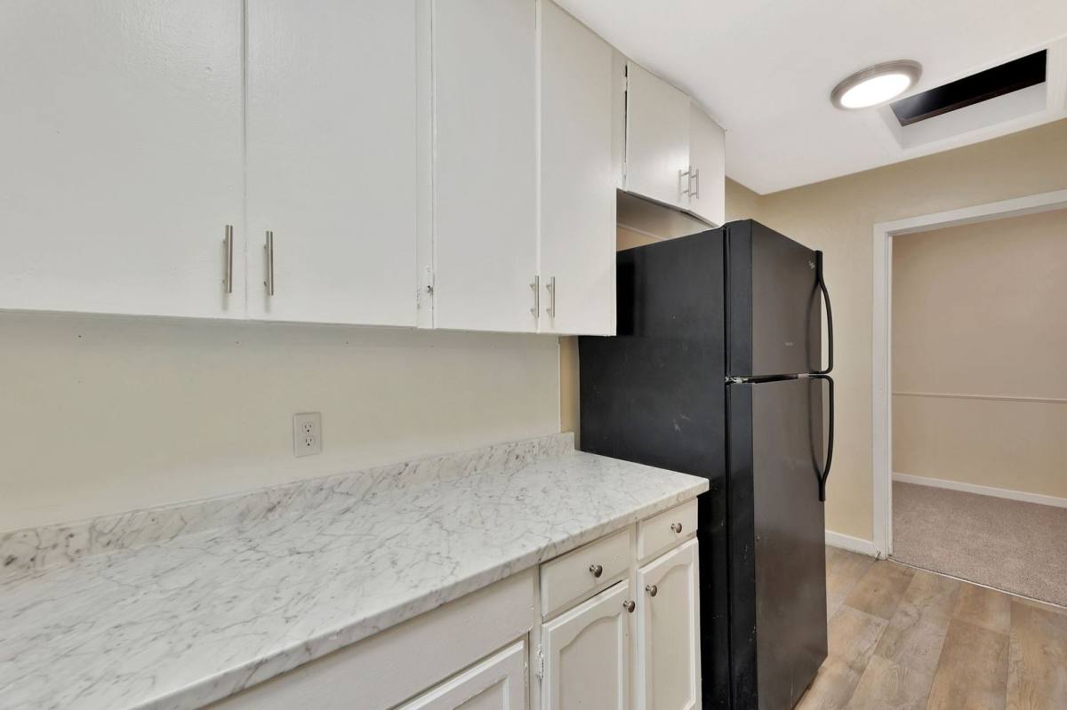 Apartment for rent at 1632-1634-1636-1638 N Hillside St, Wichita, KS 67214