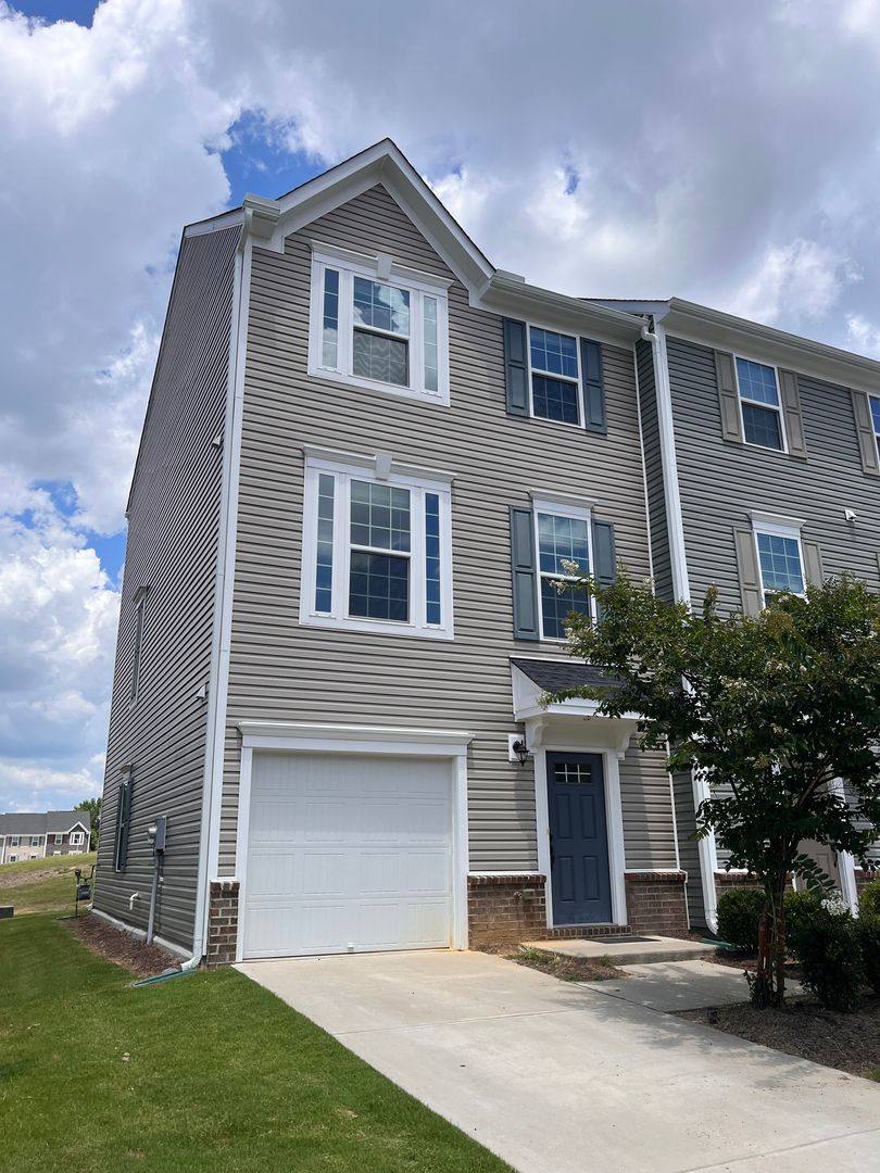 Townhouse for rent at 512 Autumn Cure Court, Fuquay Varina, NC 27526