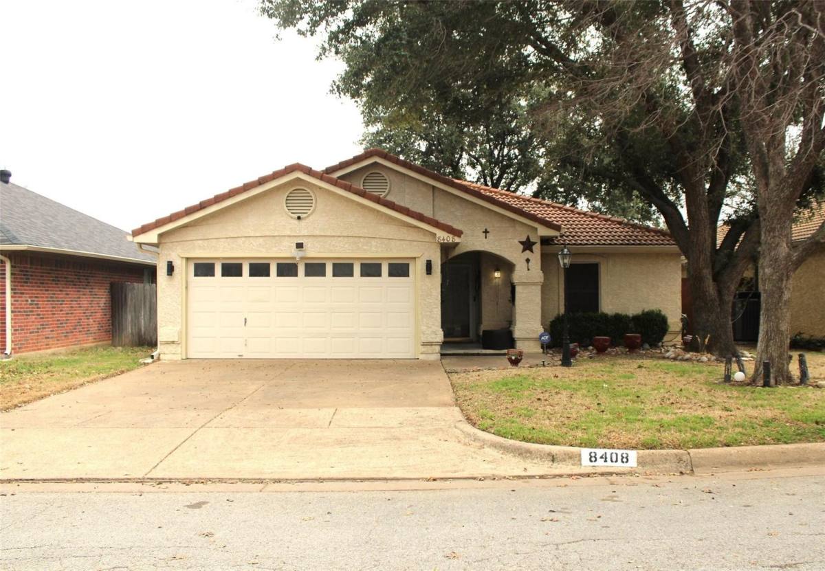 House for rent at 8408 Crystal Lane, North Richland Hills, TX 76182