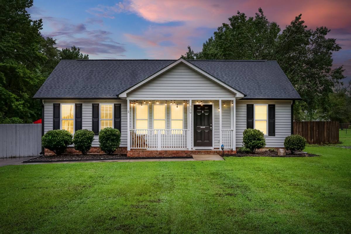 House for rent at 939 Lee Rd, Clayton, NC 27520