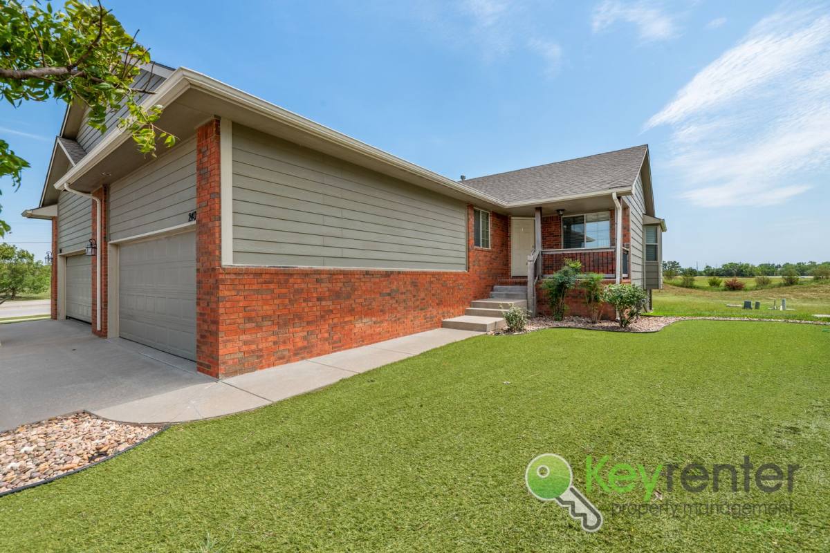Apartment for rent at 2409 E Coolwater St, Kechi, KS 67067