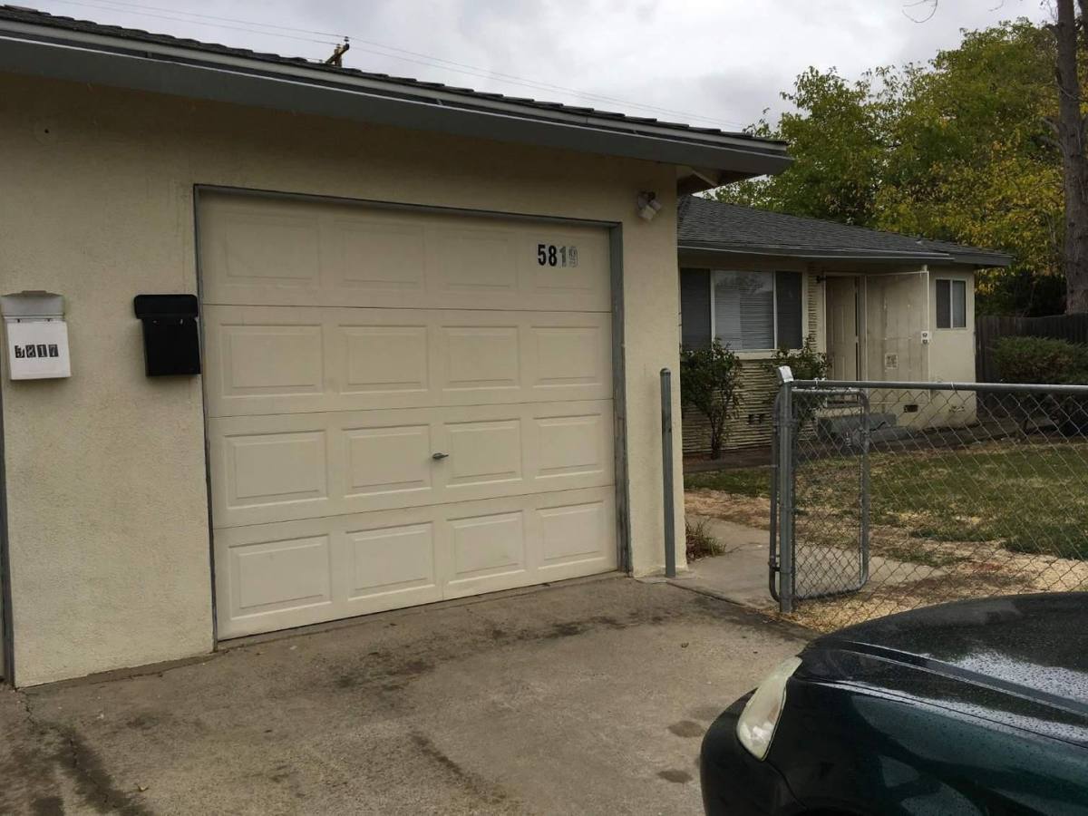 House for rent at 5819 48th Ave, Sacramento, CA 95823