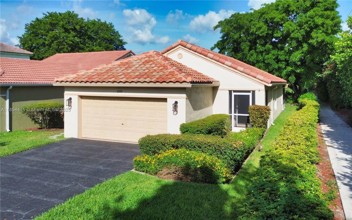 House for rent at 1583 Presidio Dr, Fort Lauderdale, FL 33327
