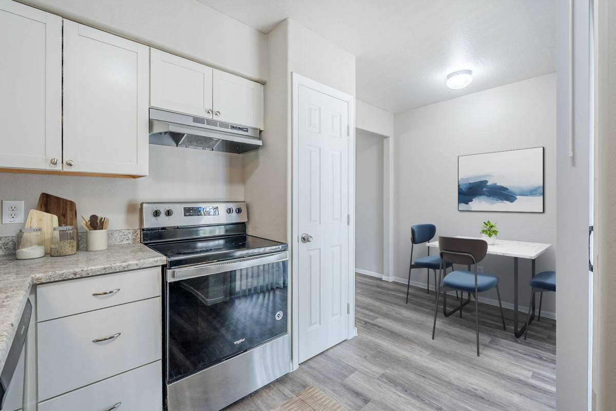 Apartment for rent at 17609 N 19th Ave, Phoenix, AZ 85023
