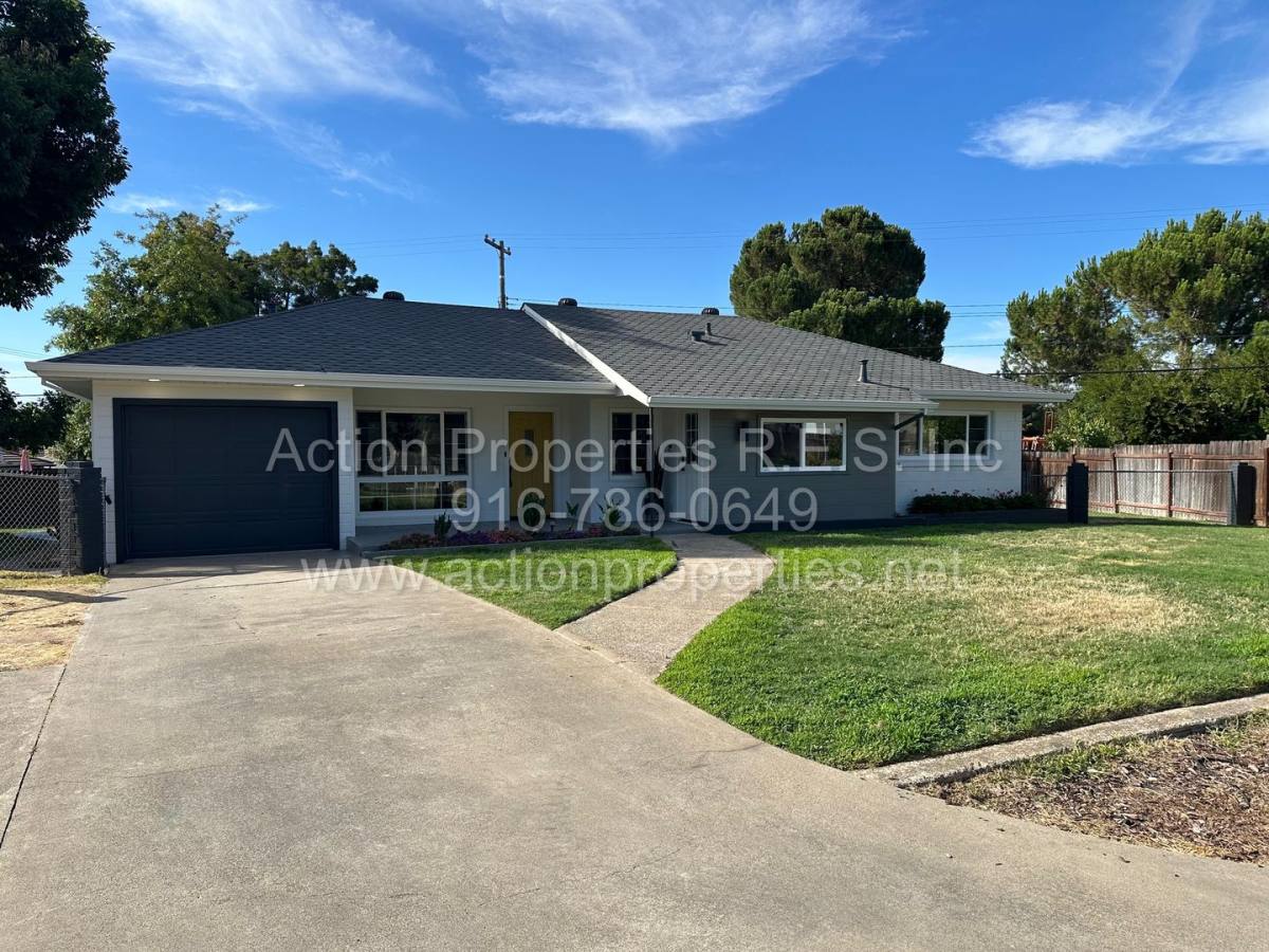 House for rent at 222 Bonny Knoll Rd, Roseville, CA 95678