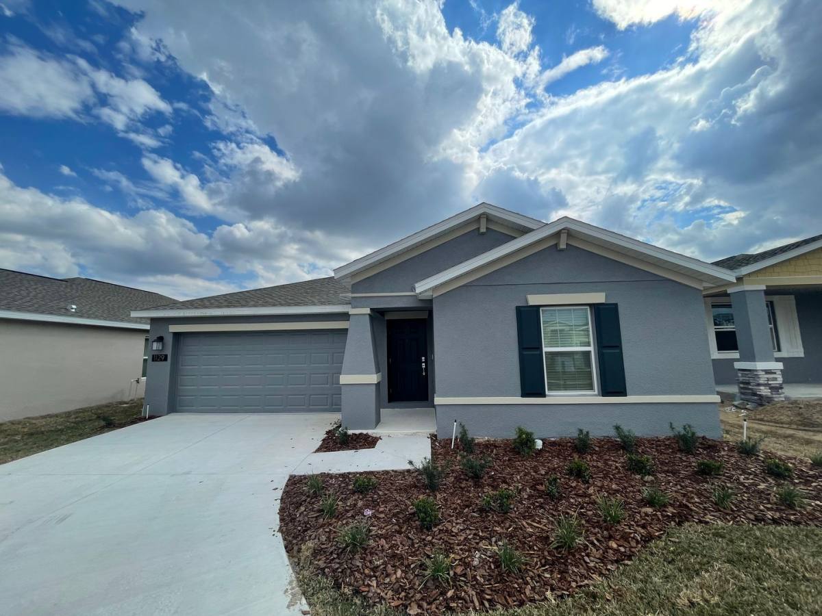 House for rent at 1129 Saguaro St, Haines City, FL 33844