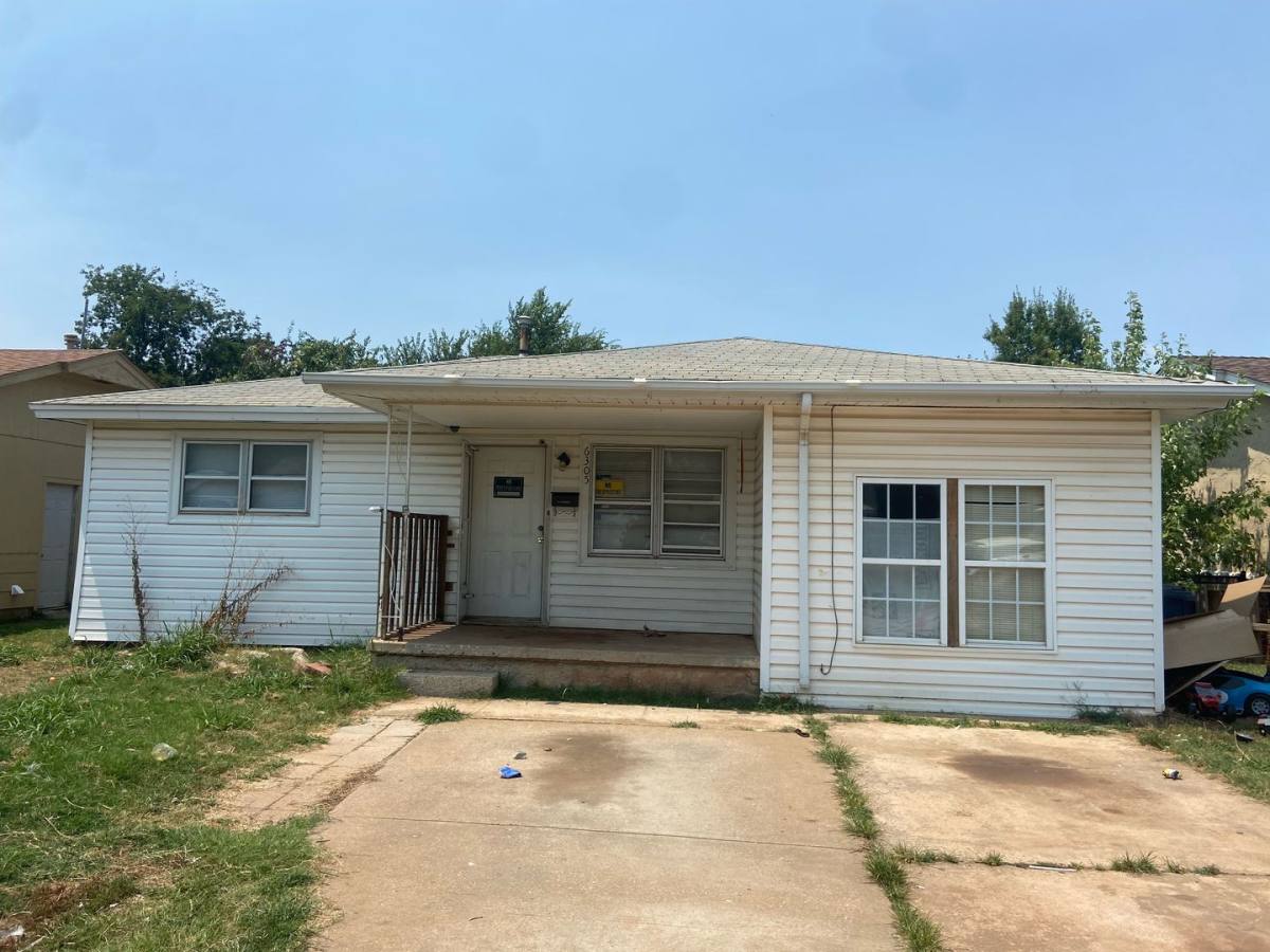 House for rent at 6305 S Byers Ave, Oklahoma City, OK 73149