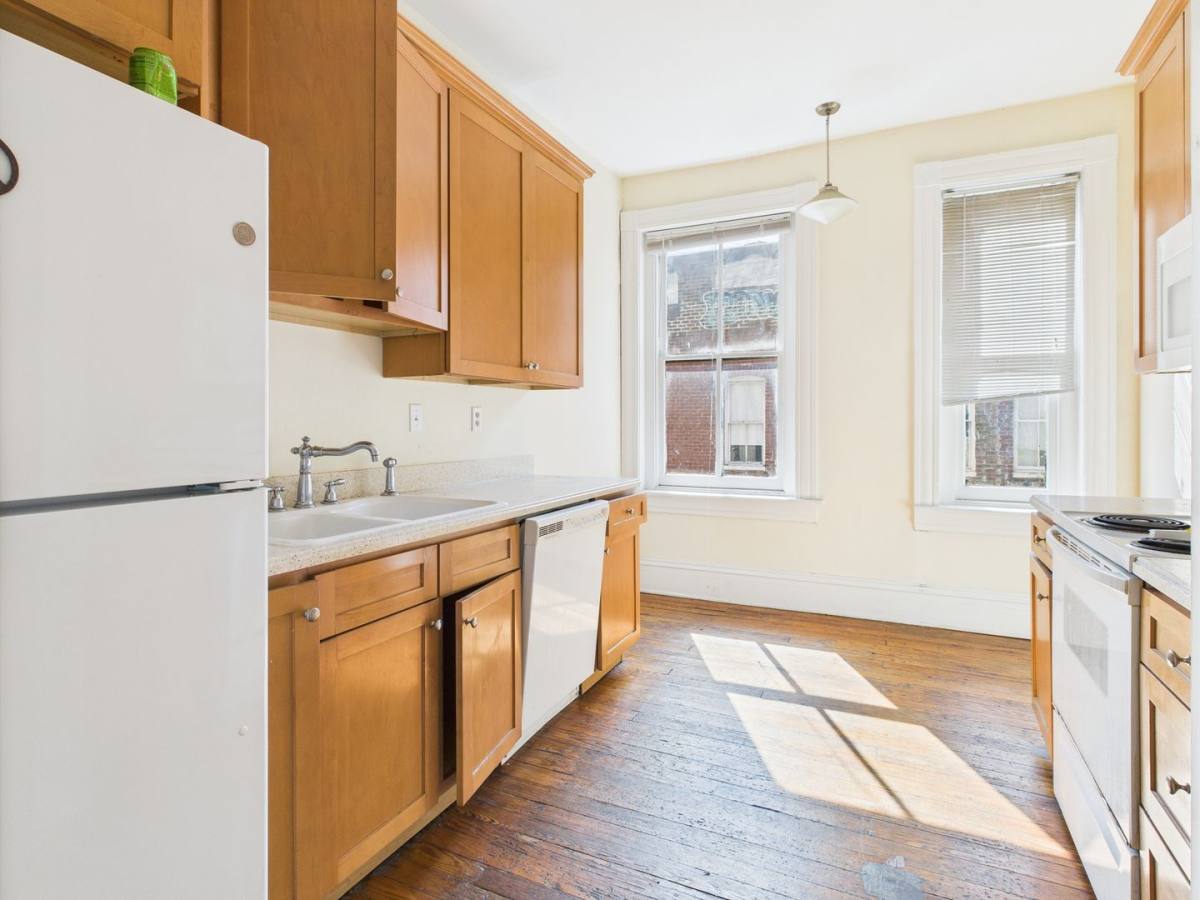 Apartment for rent at 200 W Broad St, Richmond, VA 23220