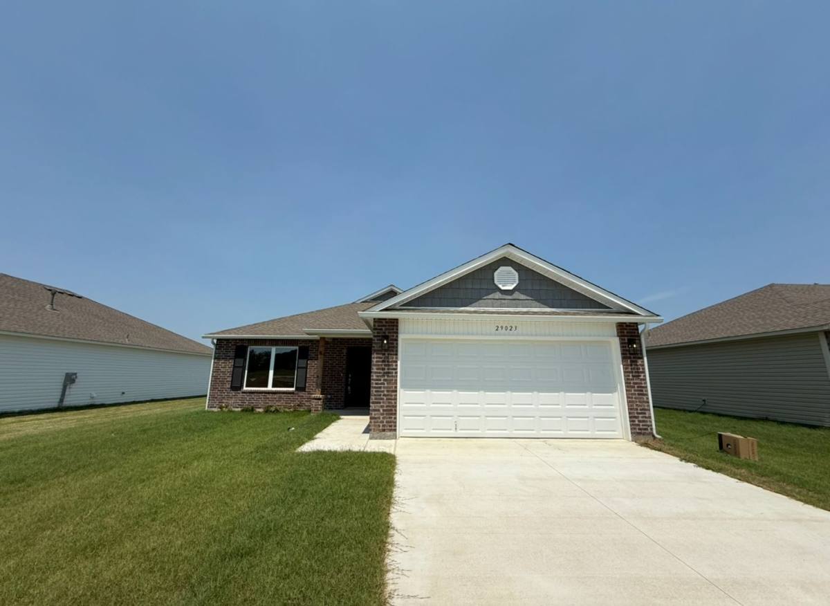 House for rent at 29023 E 79th Place S, Broken Arrow, OK 74014