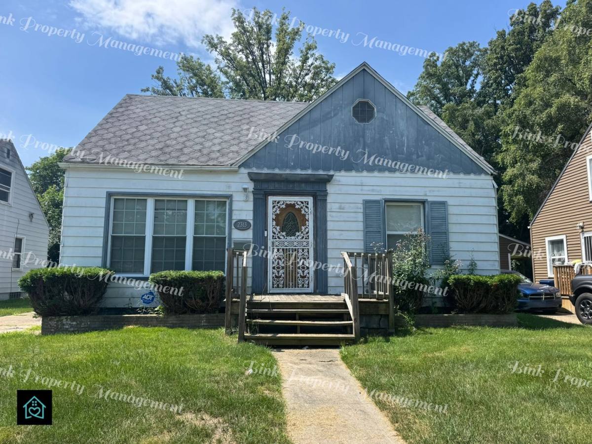 House for rent at 2313 Copeman Blvd, Flint, MI 48504