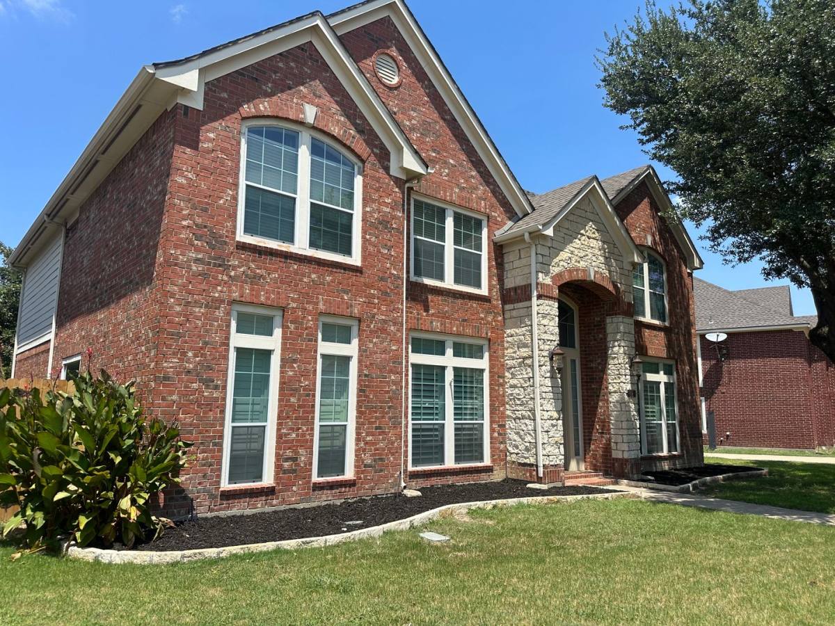 House for rent at 8520 Tangleridge Dr, Fort Worth, TX 76123