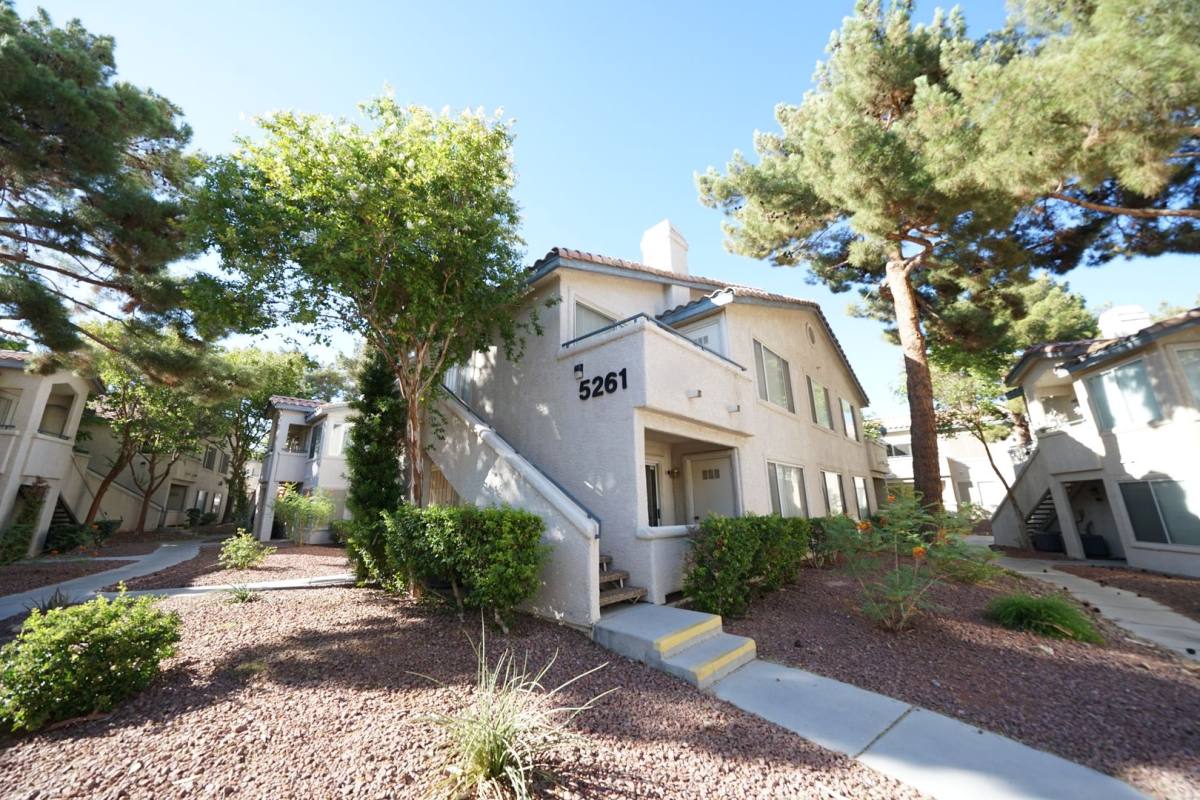 Condo for rent at 5261 Caspian Springs Dr, Las Vegas, NV 89120