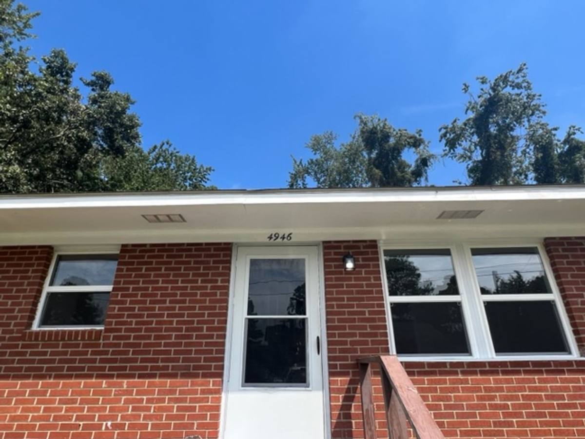 House for rent at 4946 Galveston Dr, Fayetteville, NC 28303