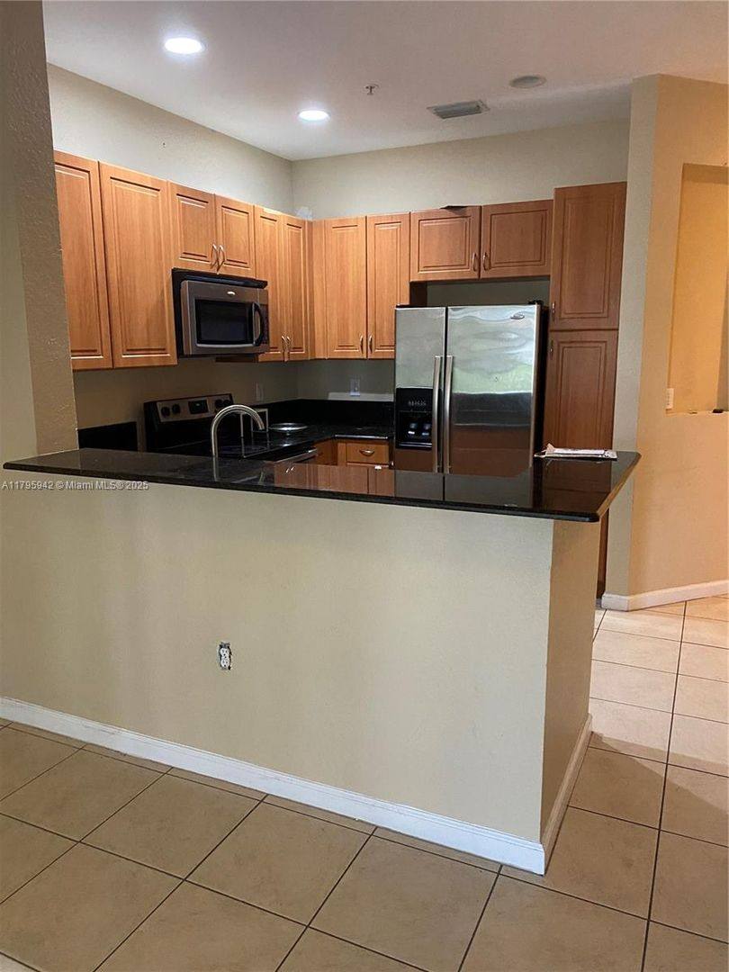 Townhouse for rent at 2832 SW 81st Ave, Hollywood, FL 33025