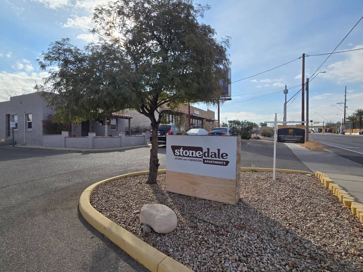 2740 N Stone Ave, Tucson, AZ 85705