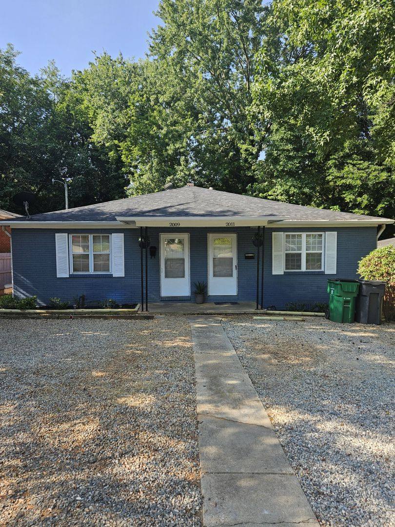 House for rent at 2009 Grier Ave, Charlotte, NC 28216