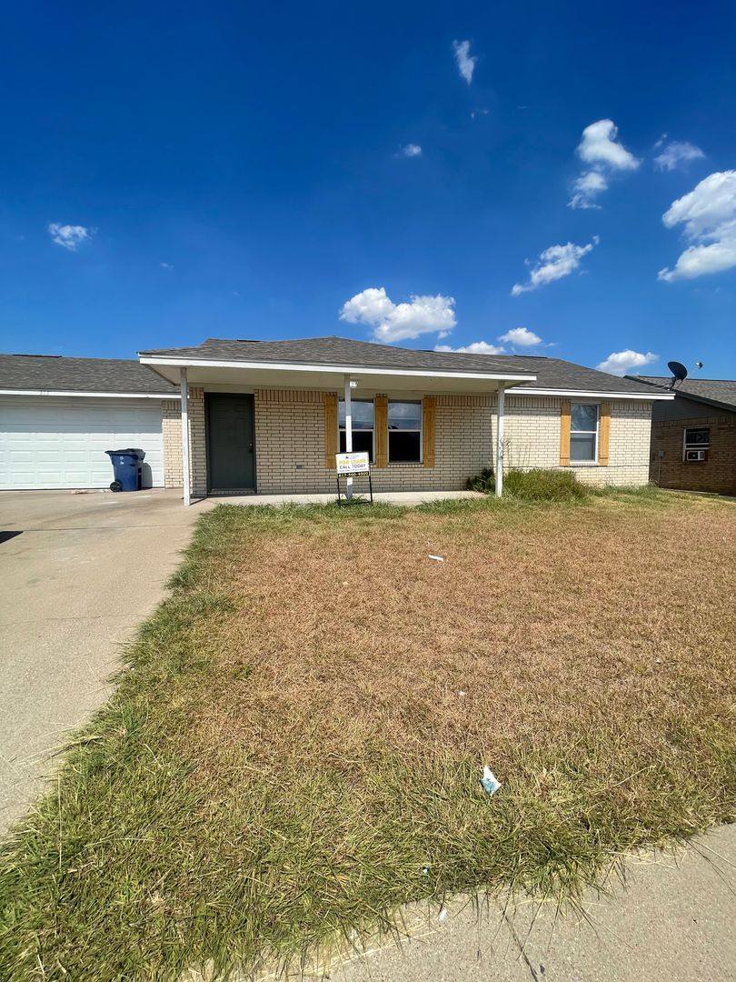 House for rent at 317 Kathy, Granbury, TX 76049