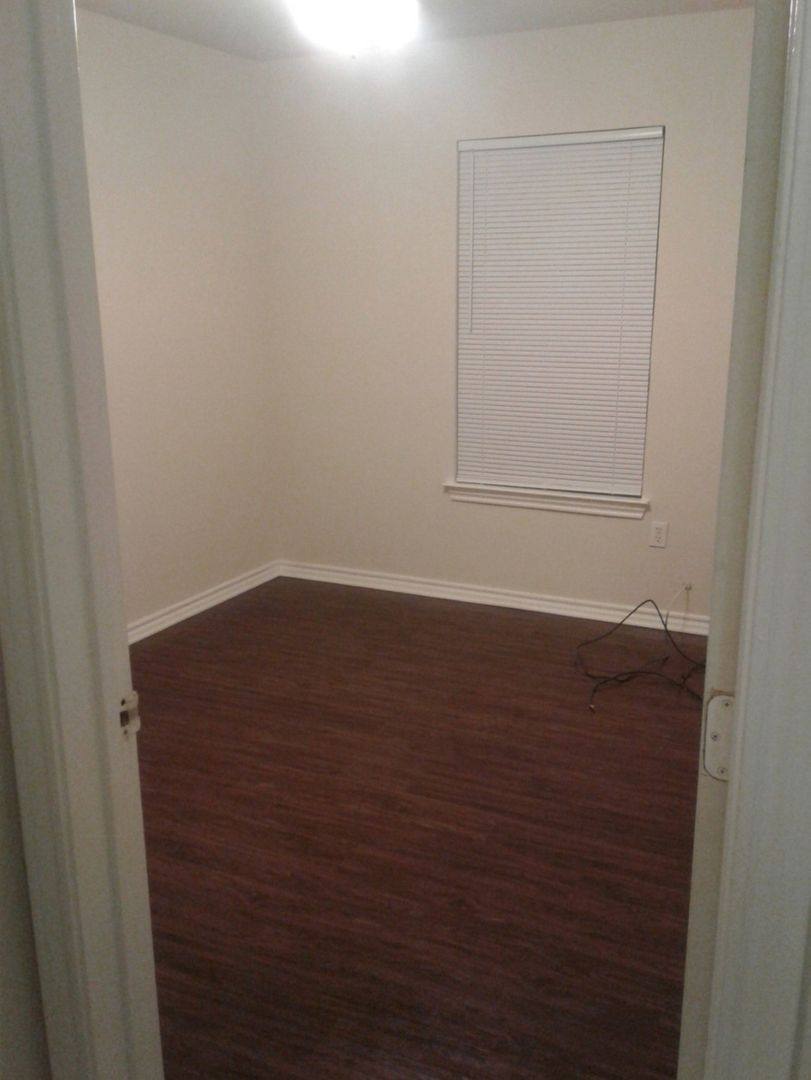 Apartment for rent at 3112-3114 Frrancis, Fort Worth, TX 76116