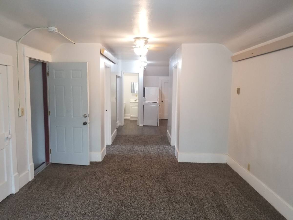 Apartment for rent at 704 Koenigstein Ave, Norfolk, NE 68701