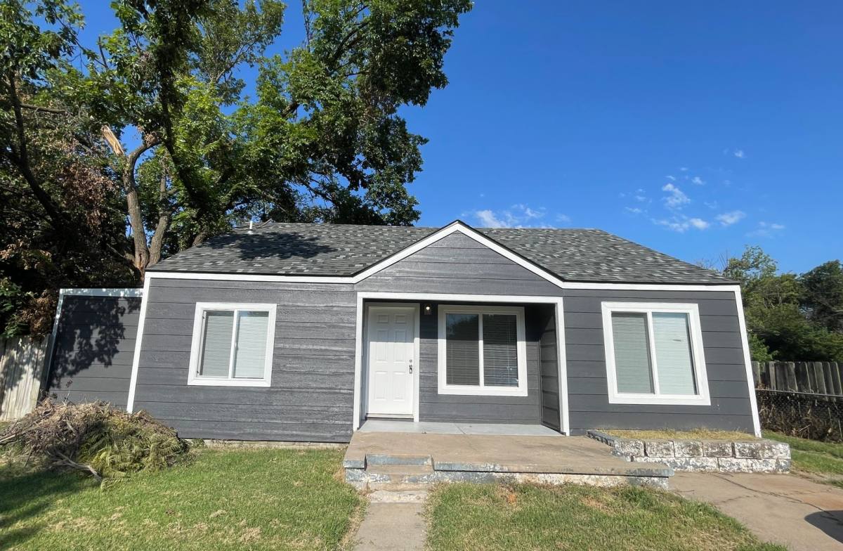 House for rent at 1801 S Millwood, Wichita, KS 67213