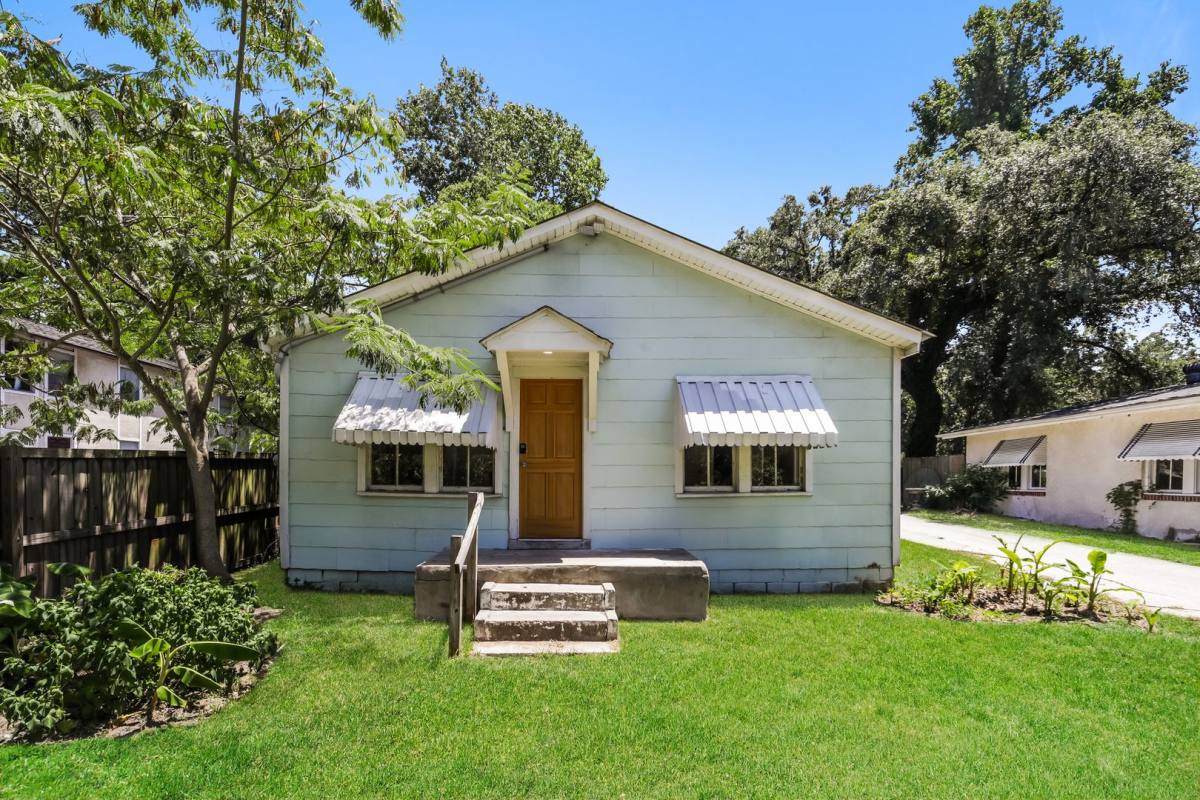 House for rent at 2159 Aberdeen Ave, North Charleston, SC 29405