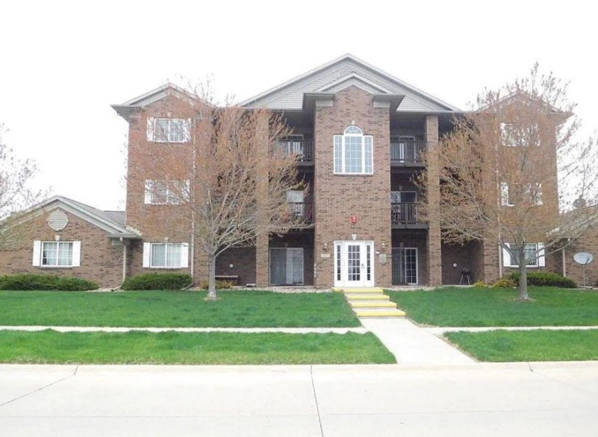 Apartment for rent at 410 Washington St, North Liberty, IA 52317
